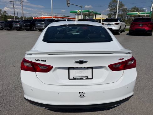 Used 2025 Chevrolet Malibu RS FWD image 5