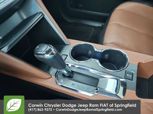 Used 2017 Chevrolet Equinox Premier w/ Enhanced Convenience Package AWD/4WD image 13