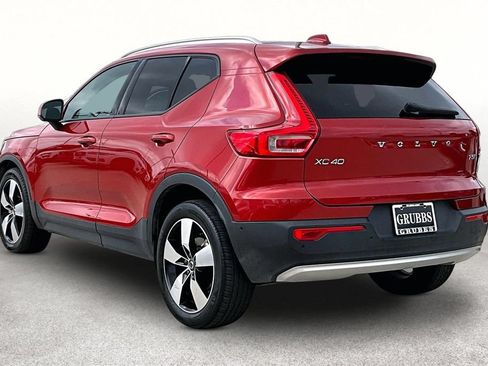 Used 2019 Volvo XC40 T5 Momentum AWD/4WD image 14