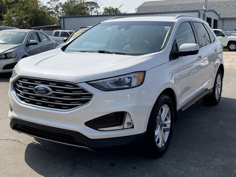 Used 2019 Ford Edge SEL w/ Equipment Group 201A FWD image 4