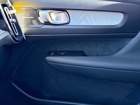 New 2026 Volvo XC40 B5 Ultra w/ Climate Package image 21