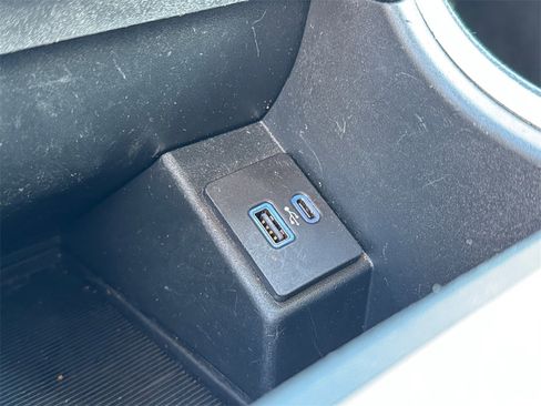 Used 2024 Ford Edge SEL image 27