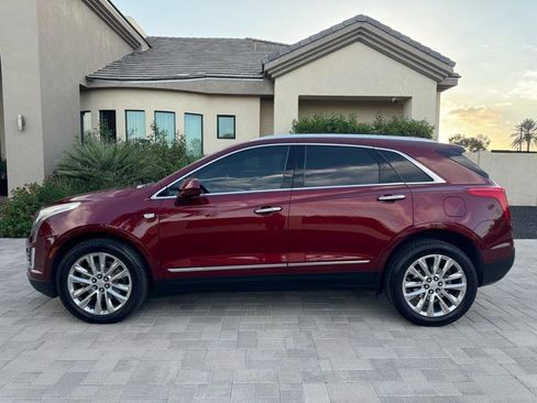 Used 2018 Cadillac XT5 Platinum w/ Driver Assist Package AWD/4WD image 7
