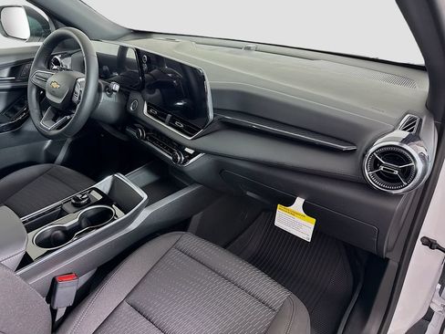 New 2026 Chevrolet Equinox LT w/ Safety and Technology Package FWD image 27