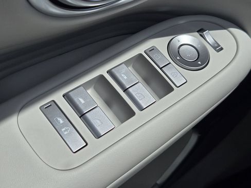 Certified 2026 Hyundai Ioniq 9 Limited AWD/4WD image 27