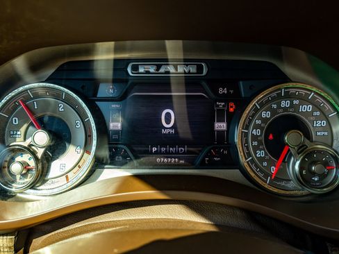 Used 2019 RAM 3500 Limited image 20