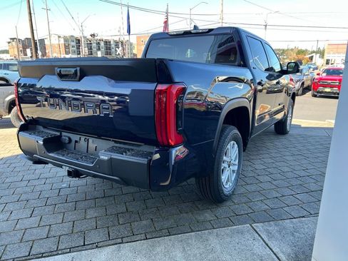 New 2026 Toyota Tundra SR5 AWD/4WD image 5