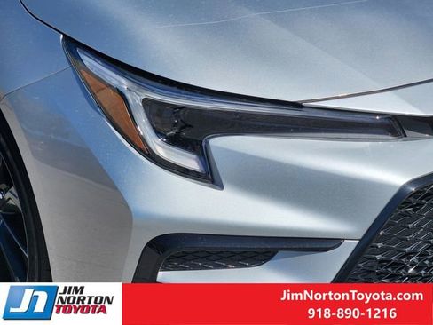 Used 2024 Toyota Corolla SE image 10