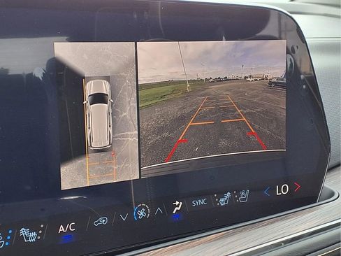 New 2026 Chevrolet Tahoe Premier w/ Sun And Tow Package AWD/4WD image 8