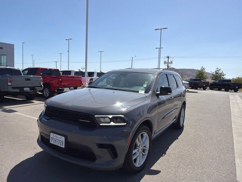 Used 2025 Dodge Durango GT AWD/4WD image 4