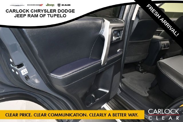 Used 2024 Toyota 4Runner SR5 Premium w/ Moonroof Package AWD/4WD image 26