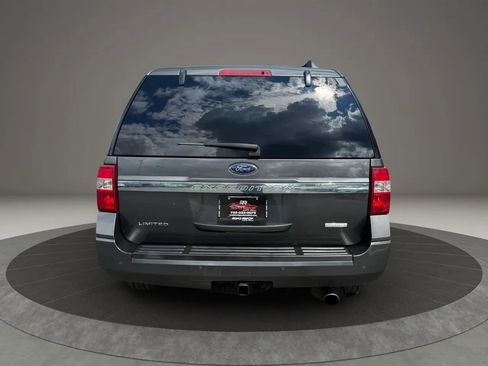 Used 2017 Ford Expedition Limited w/ Equipment Group 301A AWD/4WD image 8