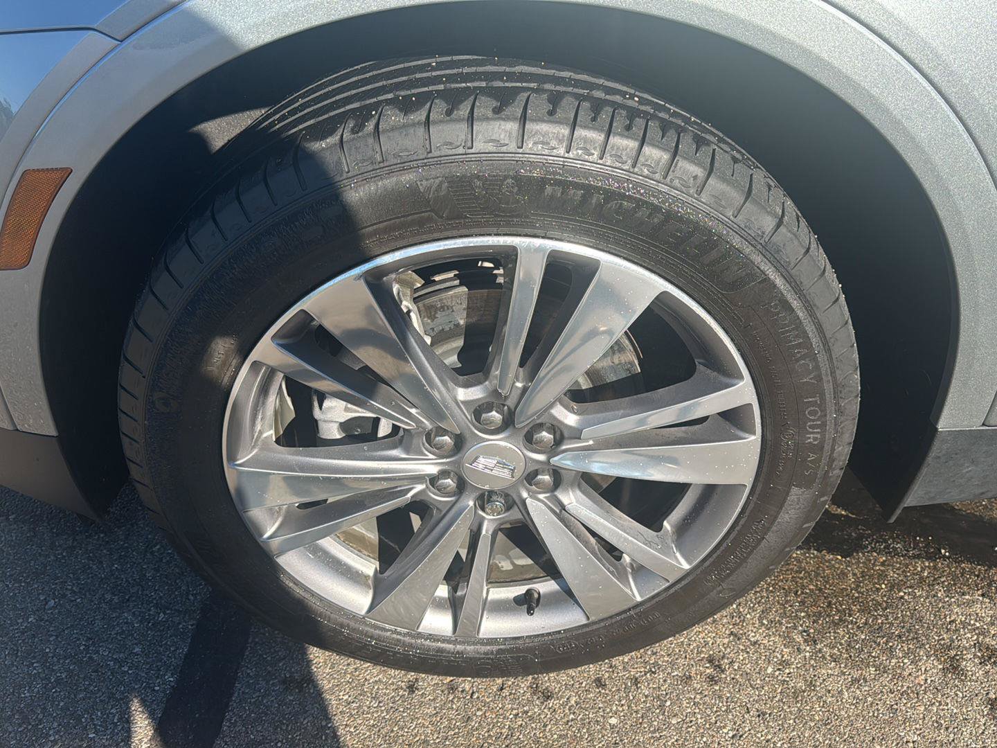 Used 2024 Cadillac XT5 Premium Luxury w/ LPO, Floor Liner Package AWD/4WD image 9