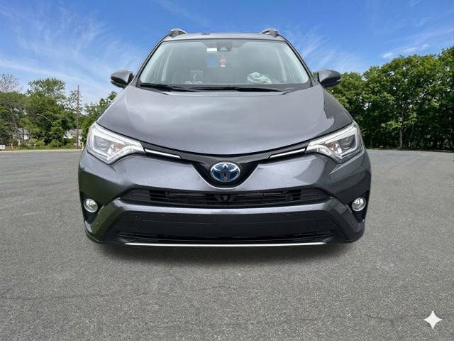 Used 2018 Toyota RAV4 Limited w/ Advanced Technology Package AWD/4WD image 9