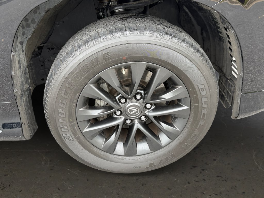 Certified 2023 Lexus GX 460 Premium w/ Premium Package AWD/4WD image 28