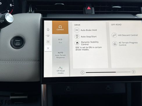 New 2026 Land Rover Discovery Sport Landmark AWD/4WD image 29