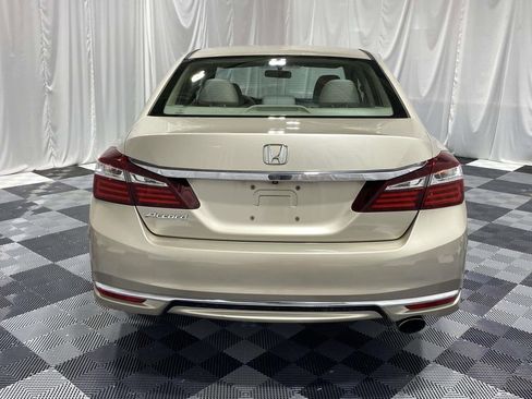 Used 2017 Honda Accord LX image 3