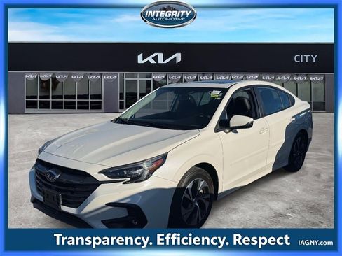 Used 2023 Subaru Legacy Premium image 4