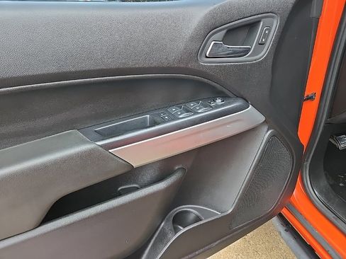 Used 2019 Chevrolet Colorado ZR2 image 40