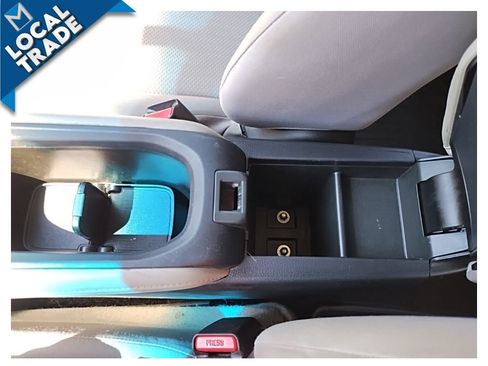 Used 2018 Honda HR-V LX image 17