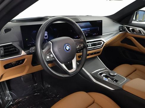 Used 2023 BMW i4 eDrive40 w/ Premium Package RWD image 7