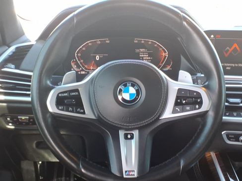 Used 2021 BMW X7 xDrive40i w/ M Sport Package AWD/4WD image 21
