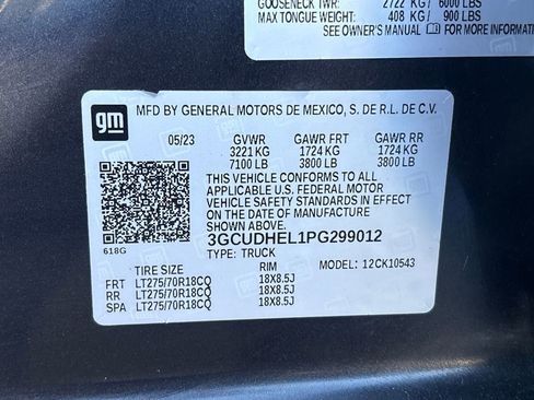 Used 2023 Chevrolet Silverado 1500 ZR2 w/ Technology Package image 35