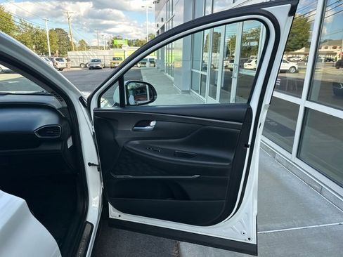 Used 2022 Hyundai Santa Fe Limited image 37