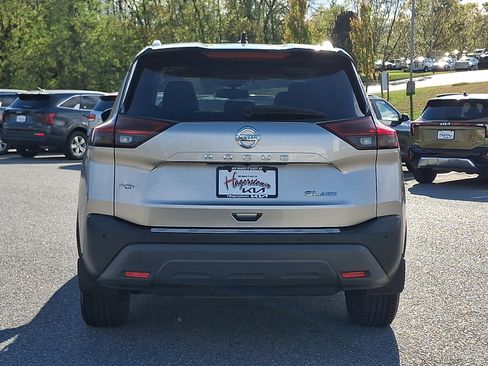 Used 2021 Nissan Rogue SL image 5