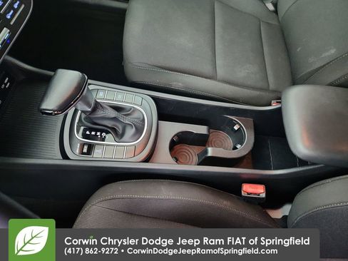 Used 2024 Hyundai Kona SEL image 29