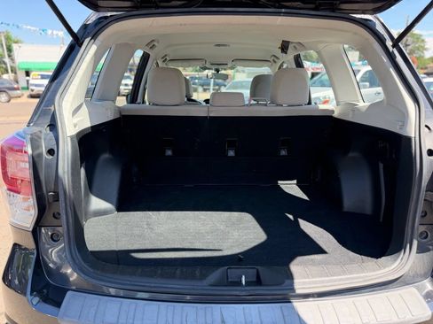 Used 2017 Subaru Forester 2.5i w/ Alloy Wheel Package AWD/4WD image 8