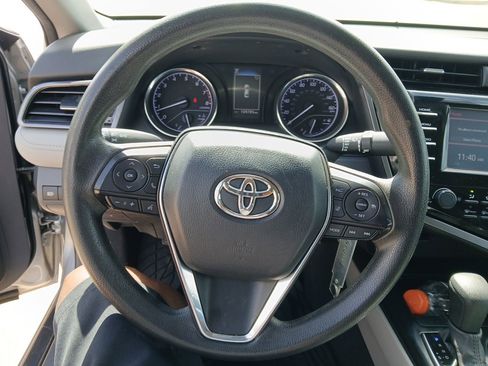 Used 2020 Toyota Camry LE image 13