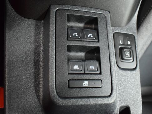 Used 2021 Ford Bronco Big Bend image 11