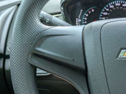 Used 2020 Chevrolet Trax LS image 22