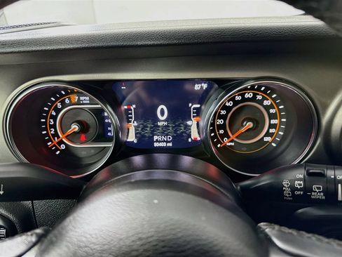 Used 2019 Jeep Wrangler Sport AWD/4WD image 32