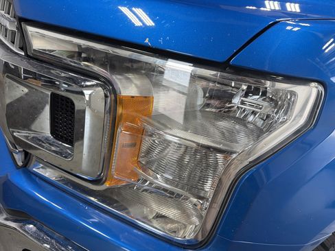 Used 2019 Ford F150 XLT w/ Equipment Group 302A Luxury AWD/4WD image 10