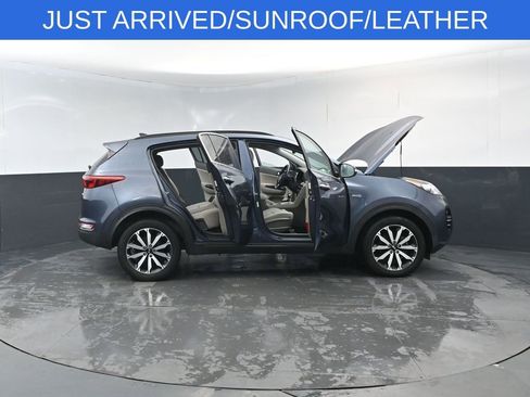Used 2019 Kia Sportage EX w/ EX Premium Package image 30