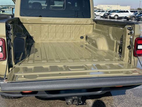 New 2026 Jeep Gladiator Mojave image 26