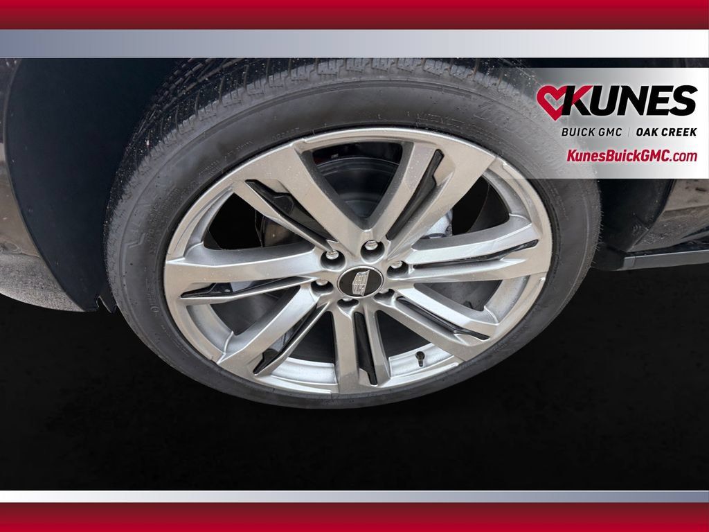 Used 2026 Cadillac Escalade Platinum Sport w/ LPO, Floor Liner Package AWD/4WD image 13