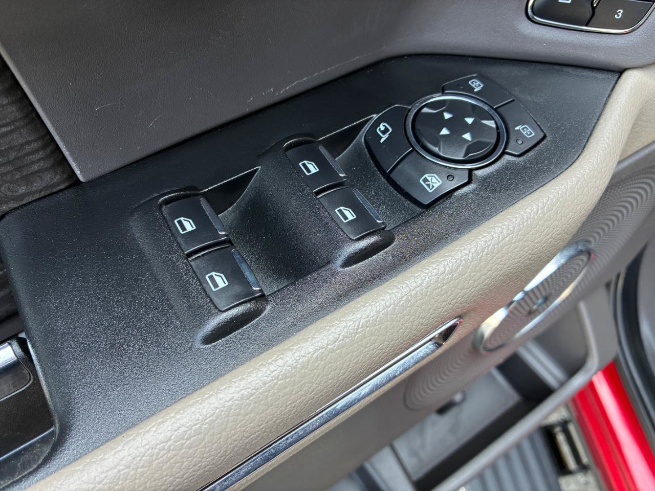 Used 2021 Ford Expedition Max Limited RWD image 12