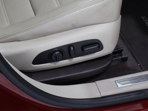 Used 2017 GMC Acadia Denali w/ Technology Package FWD image 27