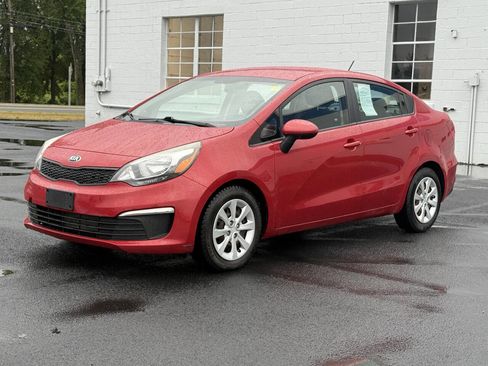 Used 2017 Kia Rio LX image 3