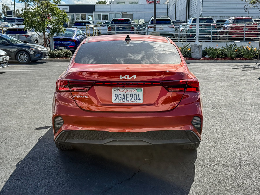 Used 2023 Kia Forte LXS FWD image 7