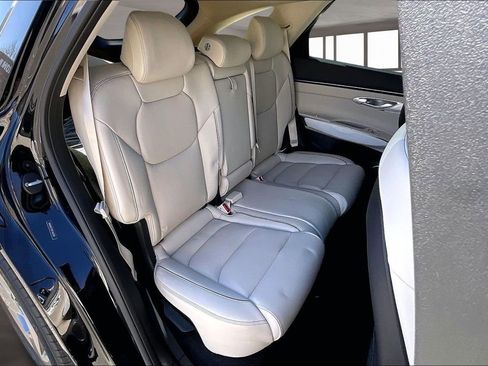 New 2026 Genesis GV70 2.5T Advanced image 9