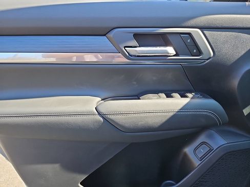 New 2026 GMC Terrain Elevation w/ Elevation Premium Package AWD/4WD image 8