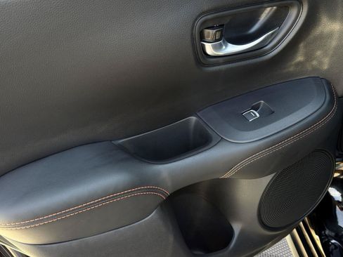 Certified 2026 Honda HR-V Sport image 23