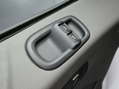 Used 2023 Ford Transit 350 XLT image 19