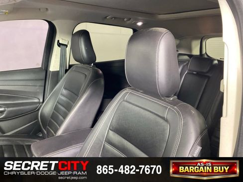 Used 2018 Ford Escape SEL FWD image 10