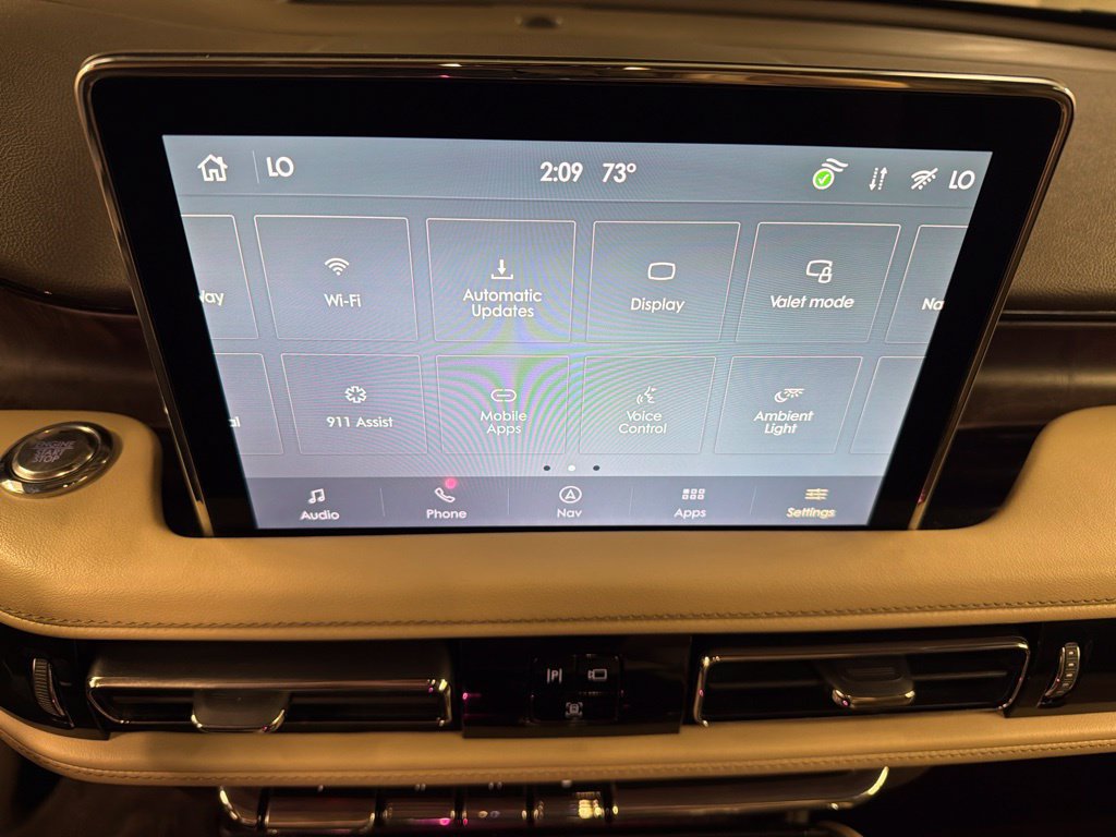 Used 2022 Lincoln Aviator Reserve w/ Equipment Group 201A AWD/4WD image 10