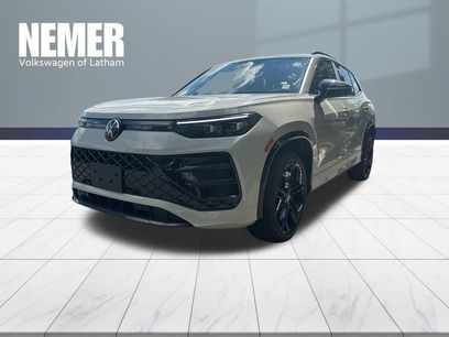 New 2026 Volkswagen Tiguan SE R-Line
